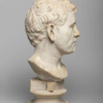 02L.2022.1_bust_side_right_20220413